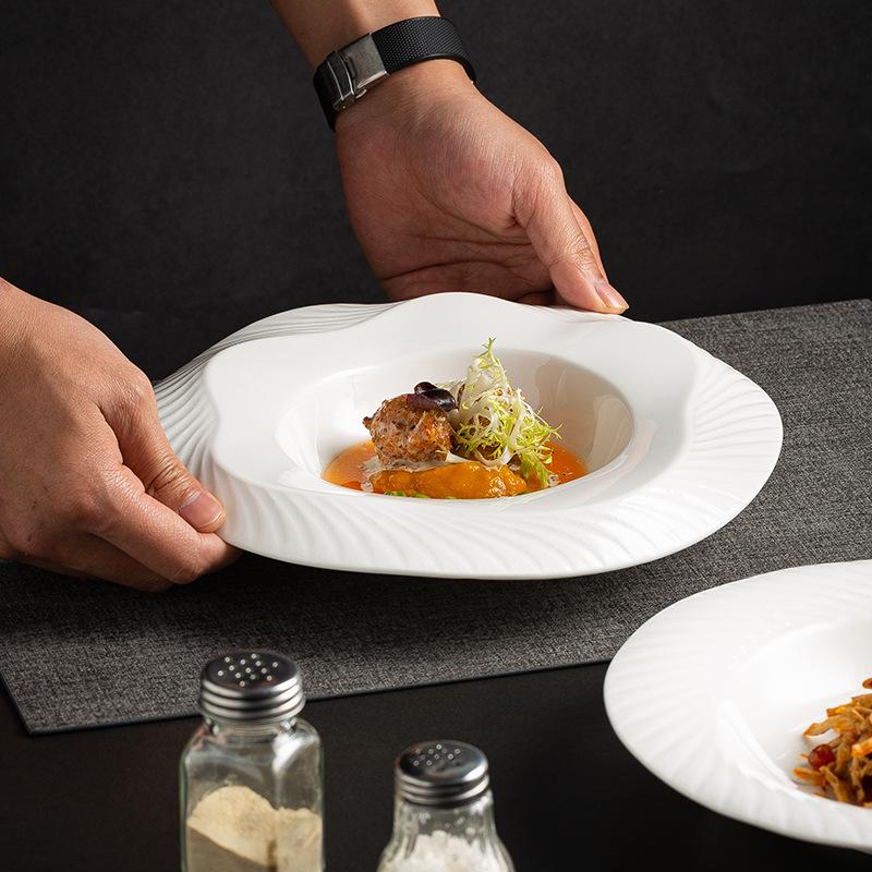 White Porcelain Straw Hat Plate Irregular Soup Plate Hotel Restaurant Molecular Cooking Plate Vegetable Plate French Dessert Plate Pasta Plate