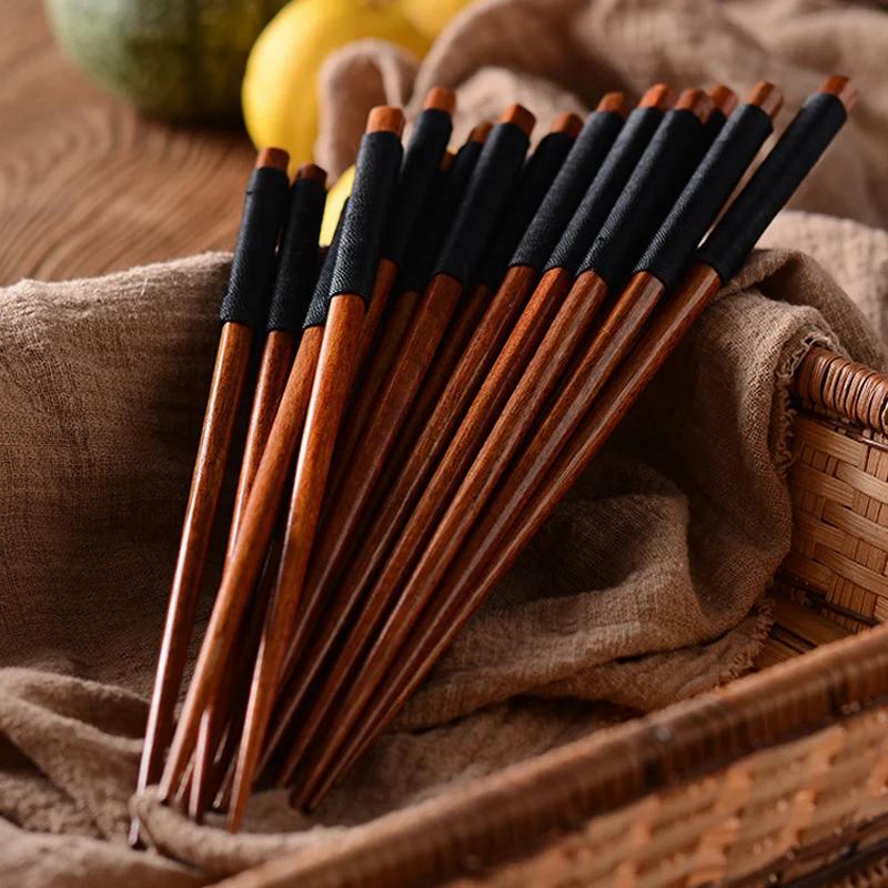 10 Pairs Chinese Chopsticks Reusable Wooden Chopsticks Korea Japanese Food Sushi Sticks Home Restaurant Chop Sticks Cutlery Set