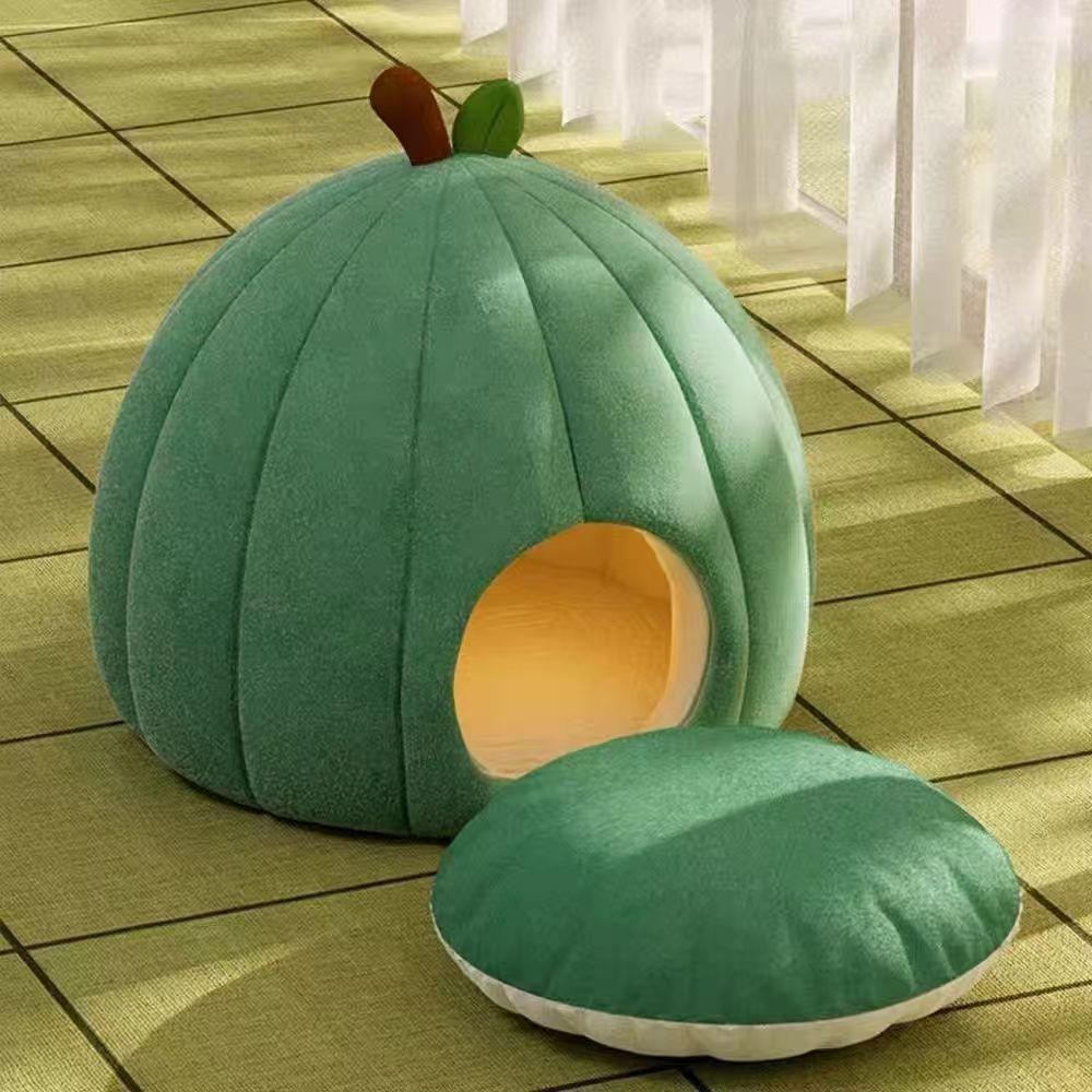 Warm Winter Cat & Small Dog Enclosed Bed - Durable, Insulated, Cold-Resistant Nest