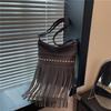 Retro Large-capacity Fringed Single-shoulder Bag, Personalized Tote Bag, Fashionable Crossbody Dumpling Bag