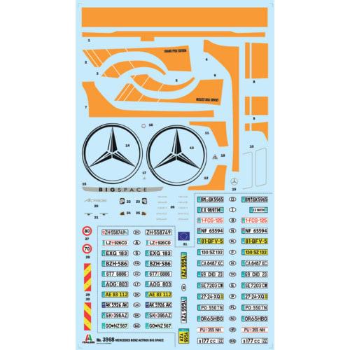 Italeri 1/24 Scale Mercedes-Benz Actros MP4 Big Space Grand Prix Edition Plastic Model Kit IT3968 (Car)