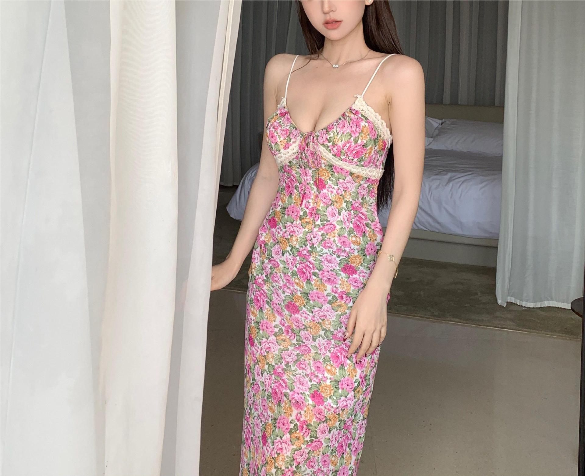 

Floral Lace Trim Slip Dress - Summer Beach Style, High Waist, Hip Hugging for Women Small