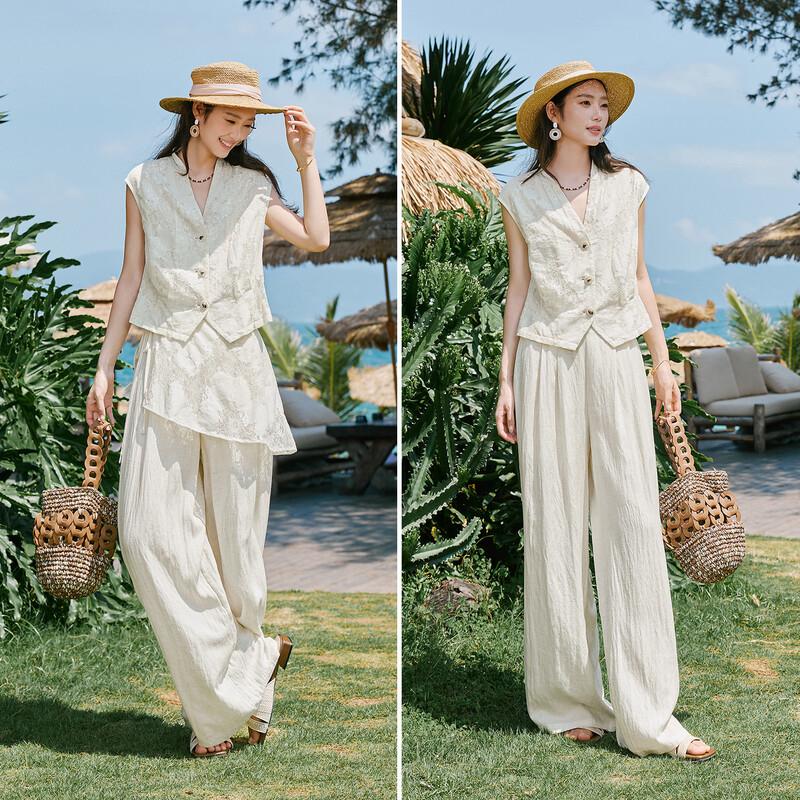 Women's V-Neck Lace Vest and Linen Blend Pants Set