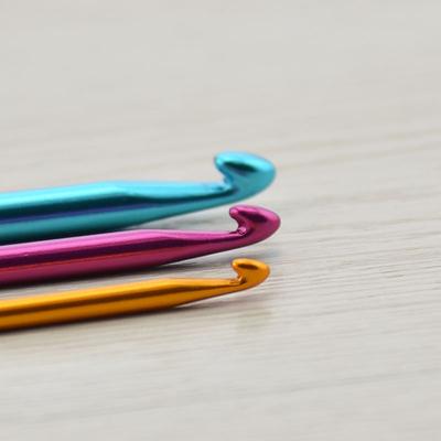 3Pcs/Set Multicolour Mini Aluminum Keychain Crochet Hooks Diy Crafts Tools Knitting Needles