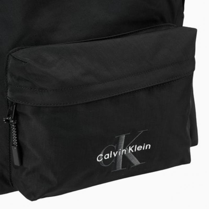 Calvin Klein Jeans Unisex Bold Logo Nylon Campus Round Backpack 4d3114g Ub1 R 