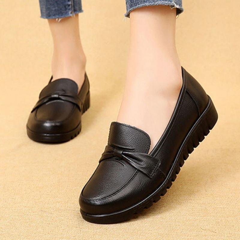 Spring and Autumn Single Shoes Soft-soled Comfortable Single Shoes Middle-aged Women's Shoes Non-slip Flat-soled Middle-aged Leather Shoes