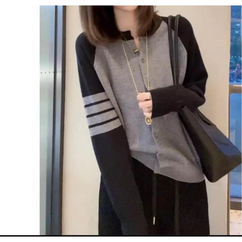 

Женский полосатый вязаный кардиган Осень Корейская версия Новое дизайнерское чувство Свитер Топ XL серый