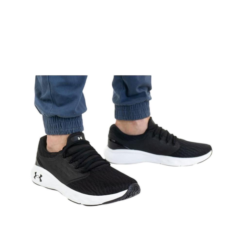 Sneakers Under Armour Charged Vantage