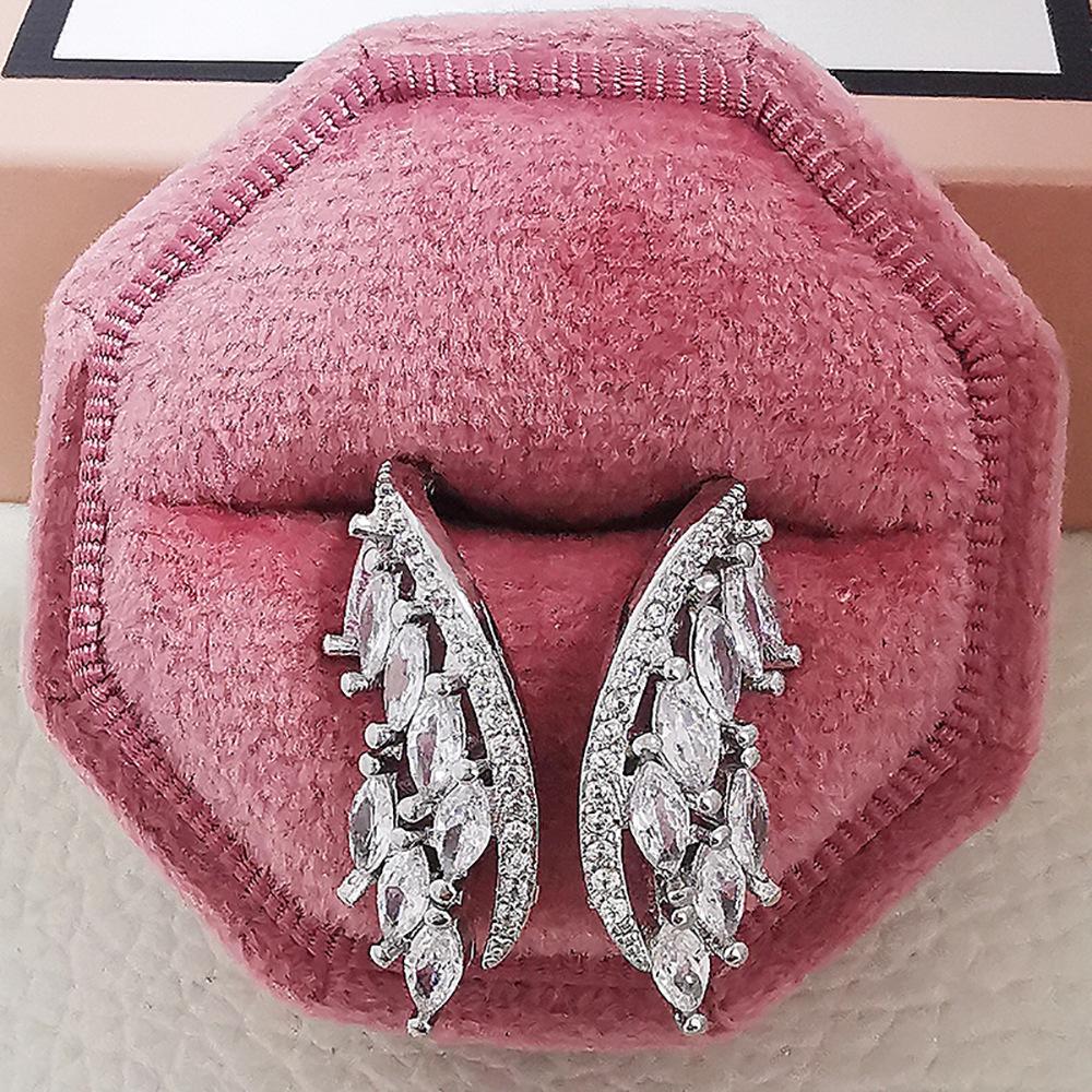 New Creative Angel Wings Open Ring for Women with Delicate Micro-Inlaid AAA Zircon - Model R5432