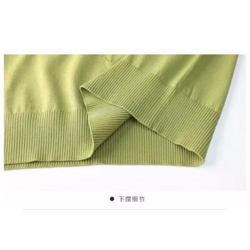 Women's Knitted T-shirt Summer Middle Aged Mom Summer Clothes Short Sleeved T-shirt Women's V-neck Shirt