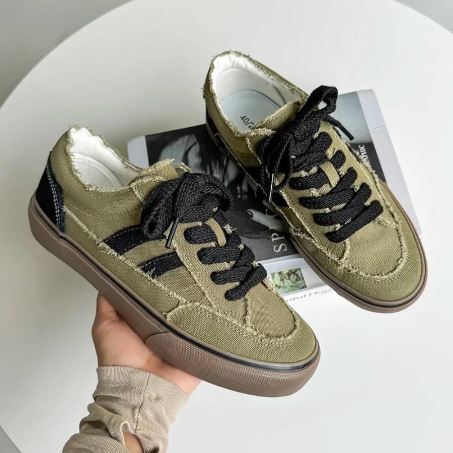 Men's Skateboard Shoes Vintage Fashion Casual Comfortable Suede Vulcanized Shoes for Men Original Classic Designer Sneakers Men