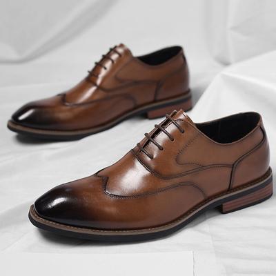 Mode Gentleman Mode Neue Herren Spitz Schnürschuhe Business Oxford Schuhe Männlich Luxus Designer Heimkehr Hochzeitskleid Schuhwerk