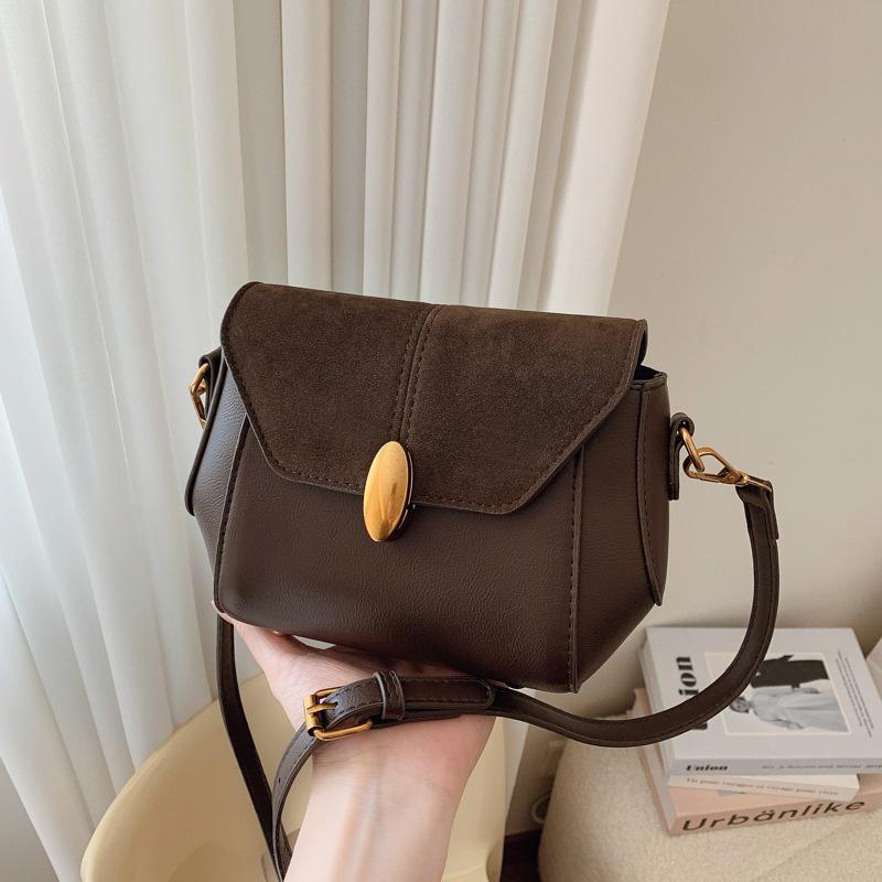 

Нишевая сумка подмышку женская 2025 новая модная модная сумка на плечо красивая ретро сумка через плечо 20*8*15