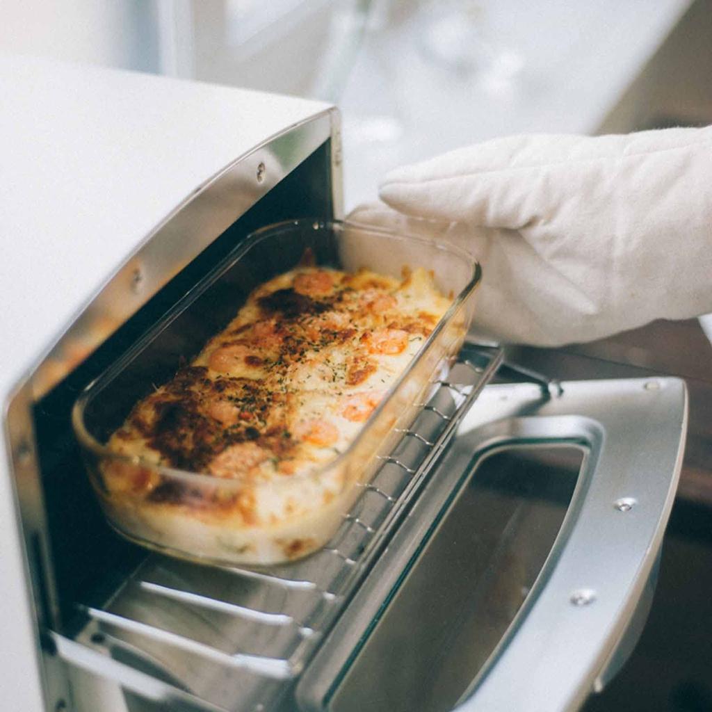 Hario (Hario) BUONO Kitchen KSTL-140-TW Clear Heat-Resistant Glass Storage Container, 1400ml, Square, Made In Japan