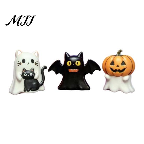 Collectible Halloween Ghost 3Pcs Decoration, Resin Micro Landscape Miniature Figurines, Cute Store Holiday Display Decor Pumpkin Fairy Garden Ornament