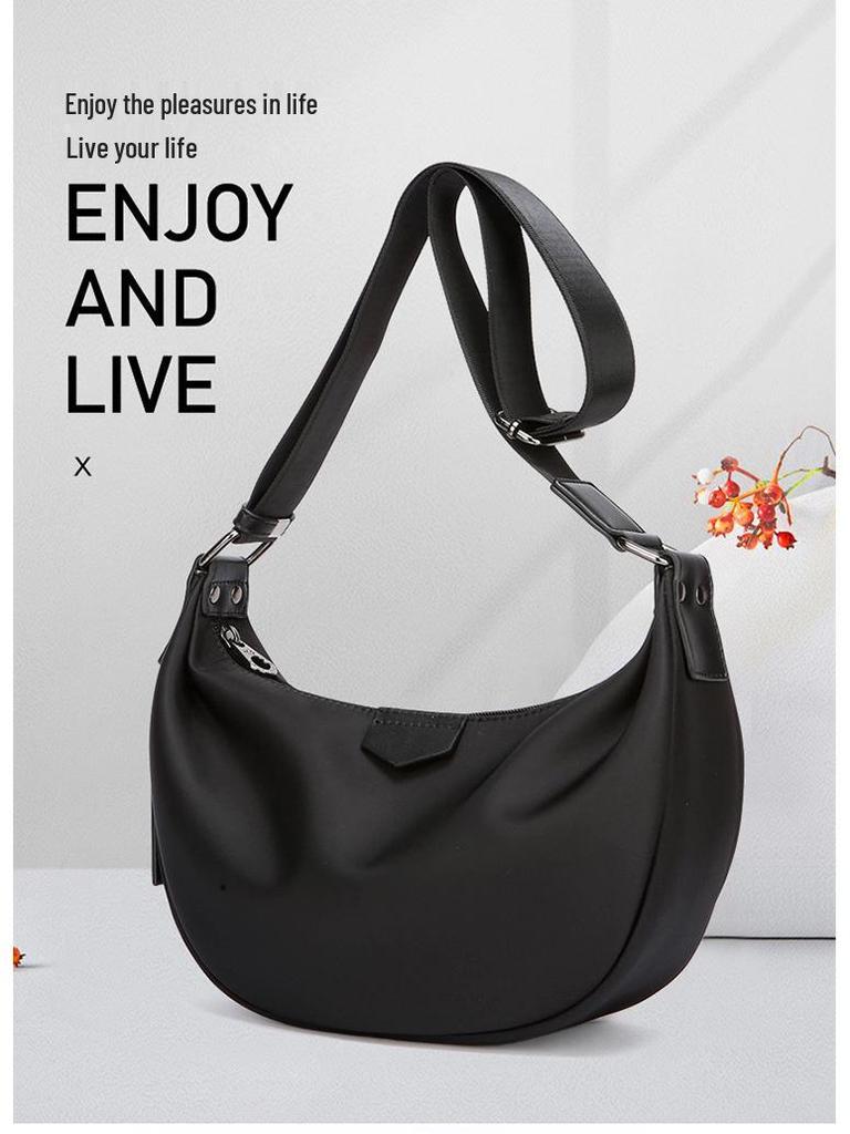 2025 Minimalist Retro Dumpling Large-Capacity Nylon Crossbody Shoulder Bag for Women