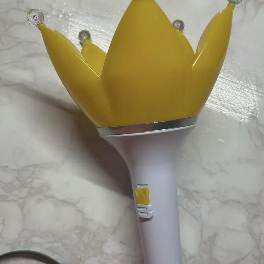 

Big Bang Lightstick Bang Bong For Sale