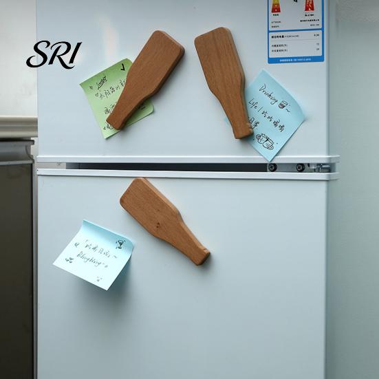 Bottle Opener Fridge Magnet Wooden Refrigerator Manual Beer Opening Decorative Tool Home Office Kitchen Locker Decoration Portable