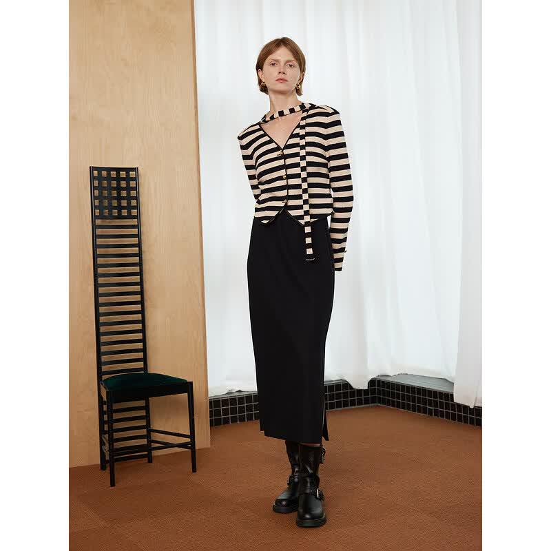 Gejin Straight Slit Midi Skirt L