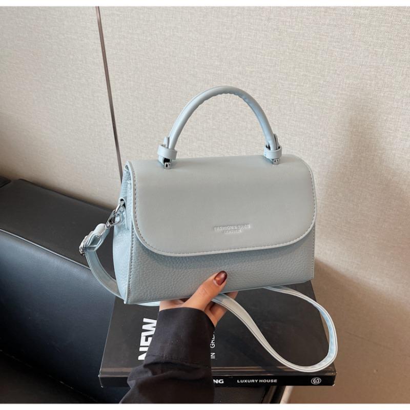 High-end Small Bag Women's New Popular Shoulder Armpit Bag Fashionable Versatile Messenger Women's Bag
