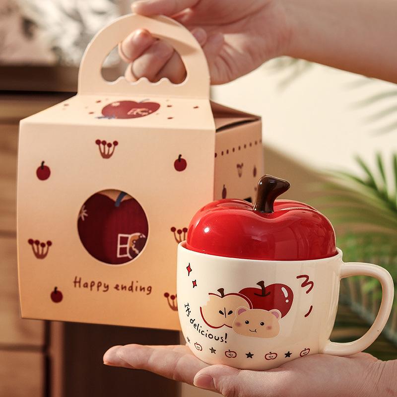 High-value apple mug, cute bear ceramic water cup with lid, birthday gift for girls, girlfriend's souvenir