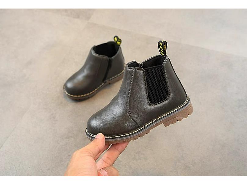 Martin-Stiefel für Kinder: 2025 Herbst/Winter, Schwarze Kurzstiefel im koreanischen Stil für Mädchen und Jungen, Britischer Stil, Weiche Sohle.