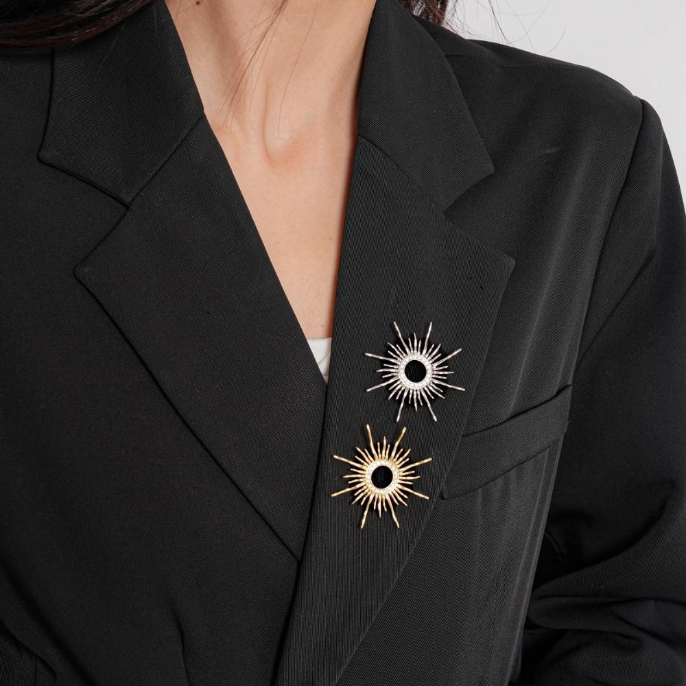 Banquet Long Hollow Sun Pin Corsage Ornament Metal Glossy Brooch Zircon Sun Brooch  Western Clothes