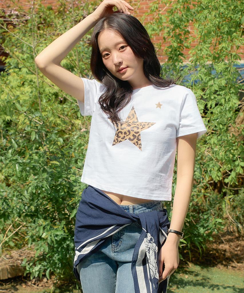 SALON DE YOHN Leopard Star Crop T_ White