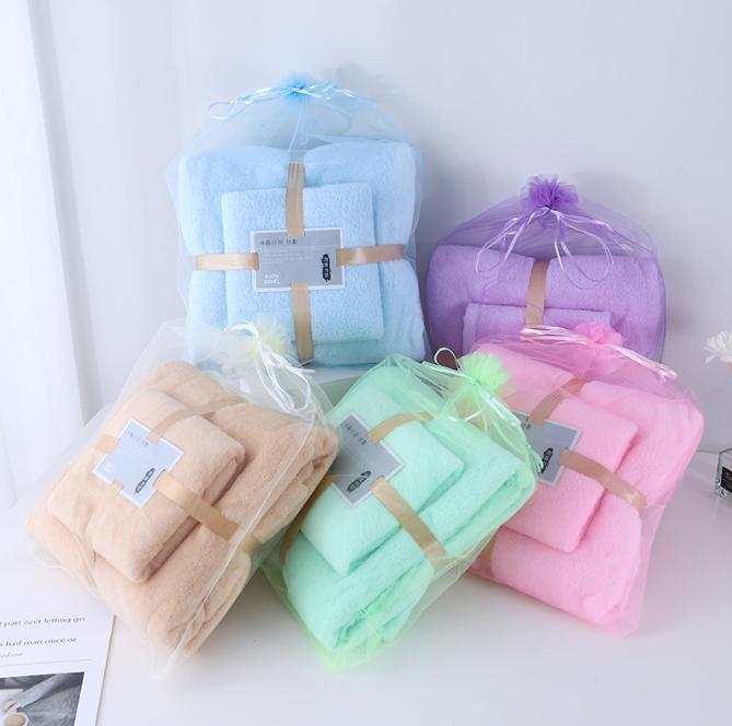 2PCS/Set Large Bath Towels Coral Velvet Bath Towels Lady Wearable Fast Drying Beach Spa Bathrobes Bath Towels Set