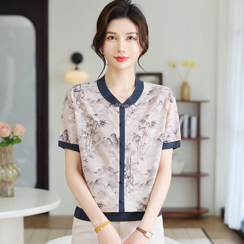 2026 New Chinese Style Ice Silk V-Neck Short-Sleeve Top for Mothers - Elegant Summer Shirt for Middle-Aged and Elderly Women