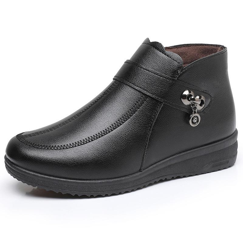 Winter Old Man Cotton Shoes Women's Leather Shoes Warm Non-slip Soft Sole Medium and Old Velvet Flat Short Boots Cotton Shoes