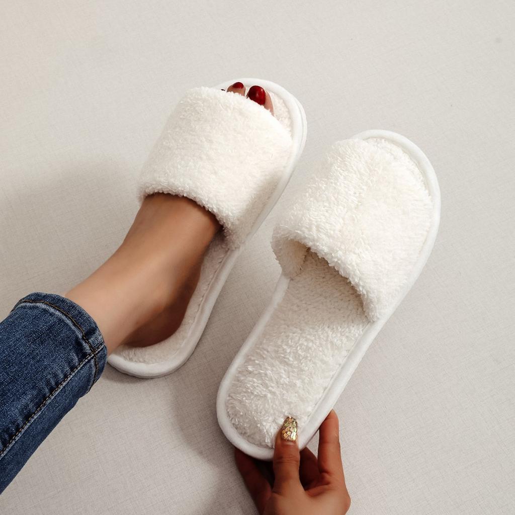 Autumn and winter new home open fluffy slippers breathable and warm plush slippers comfortable and lightweight slippers