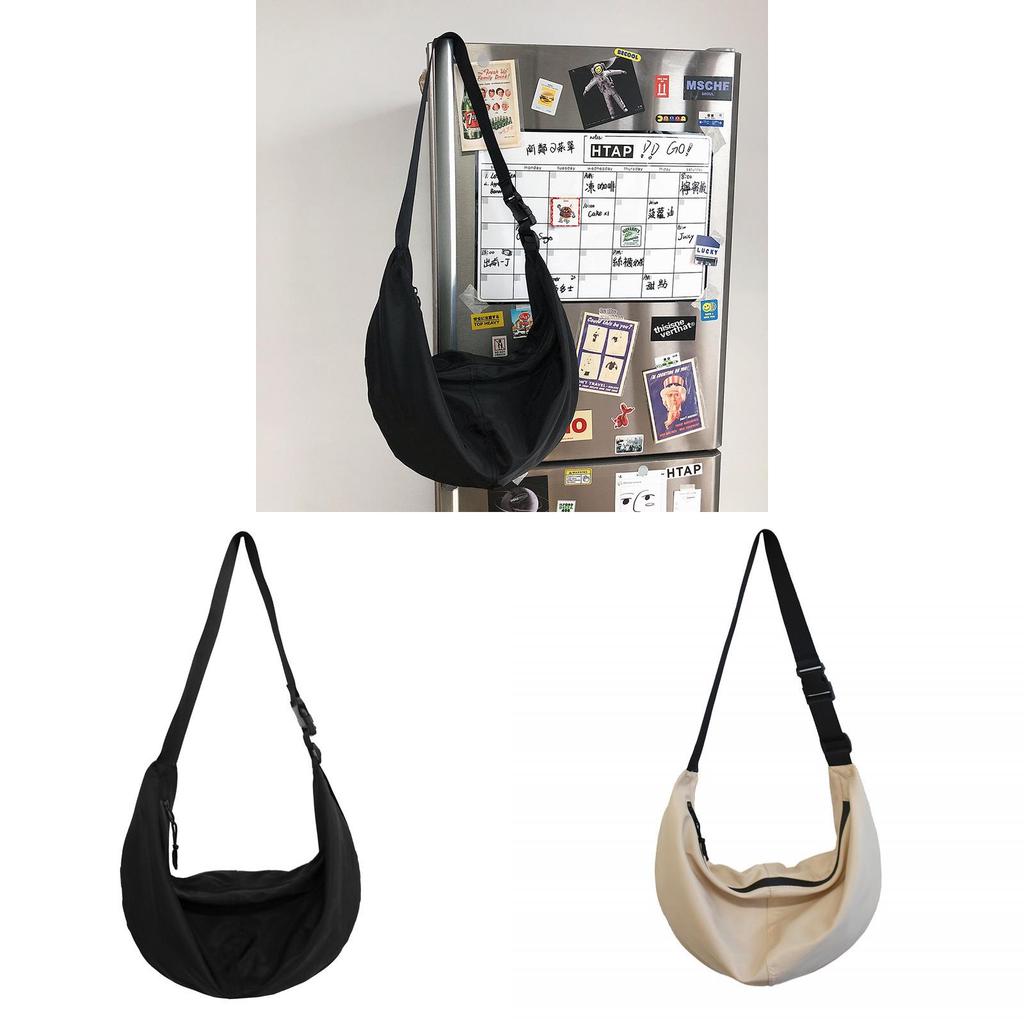 Street Style Duffle Bag With Nylon Material And Zipper Closure For Daily Use