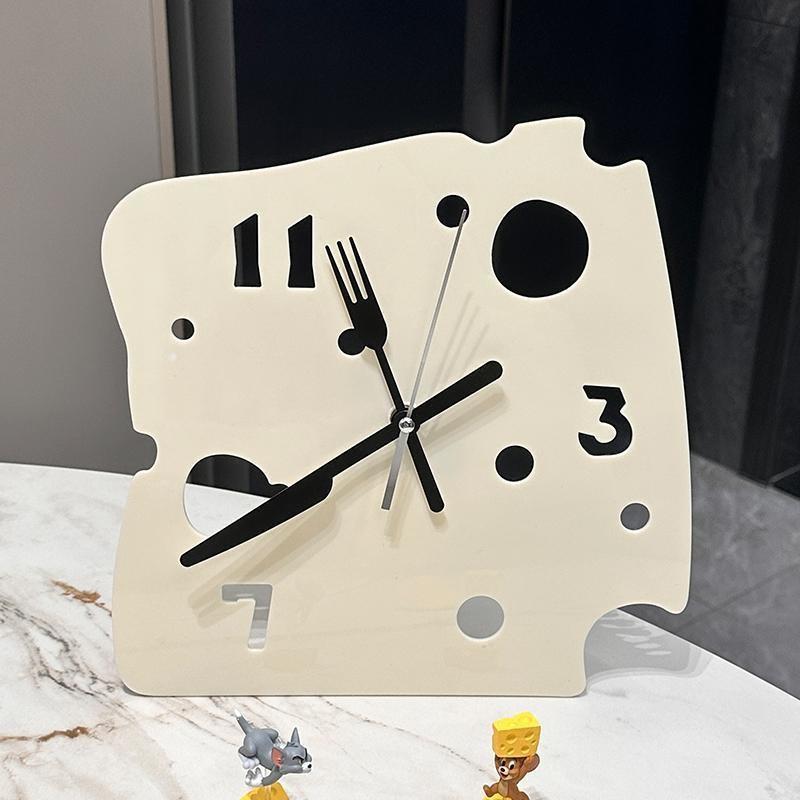 Cream Style Desktop Clock Minimalist Creative Wall Clock Living Room Bedroom Japanese Three-dimensional Art Shape Clock Design Decoration