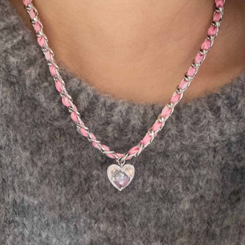 Luvinball Heart Ribbon Chain Necklace