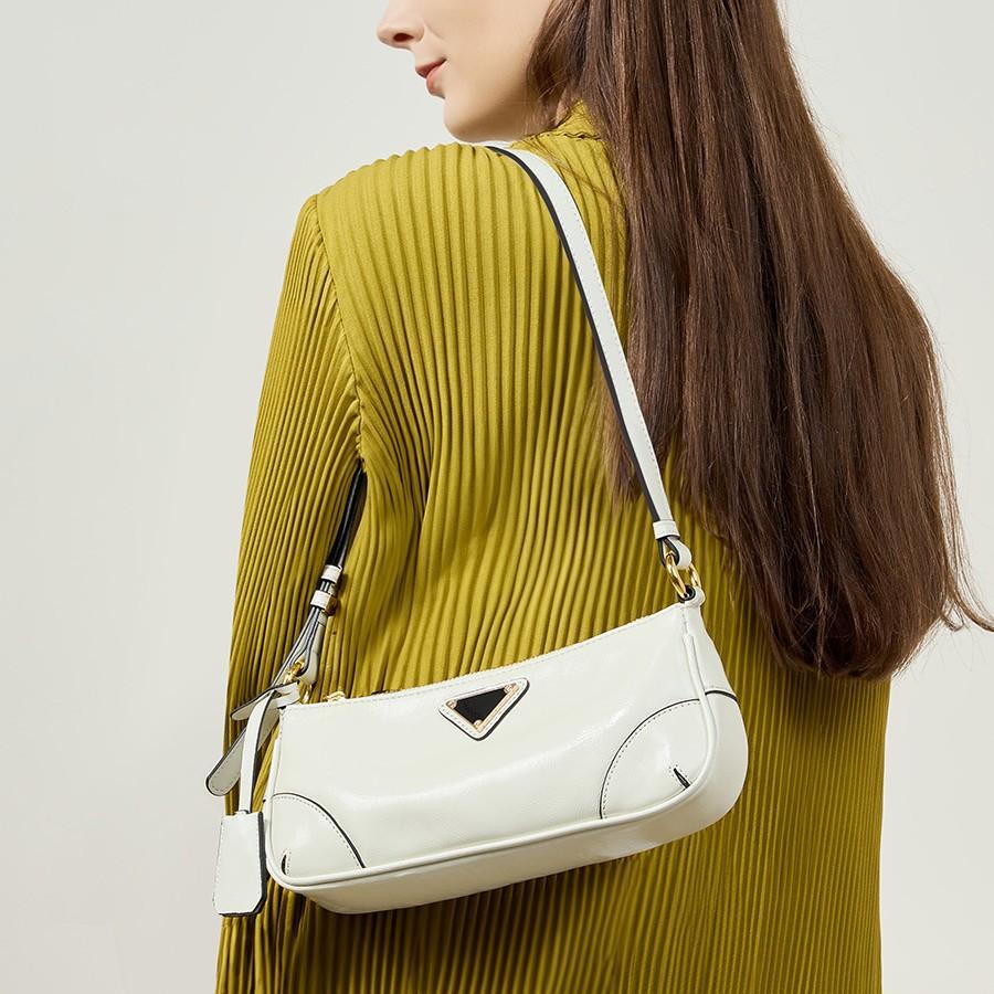 2025 New Top Layer Oil Wax Leather Single Shoulder Crossbody Bag Textured Commuter Underarm Women's Bag Baguette Bag Genuine Leather Women's Bag