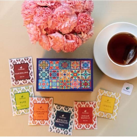 Octavius Fliesenmotiv Holztee-Geschenkbox - 30 Teebeutel | Valentinstag Tee-Geschenksets | Sortiment feiner Schwarz- und Grünteesorten | Premium-Geschenkbox