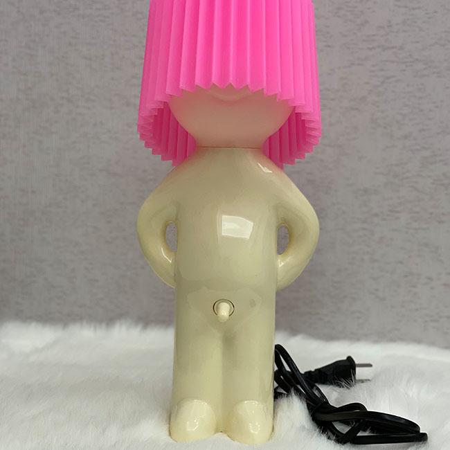 MR P Schüchterner Junge Kreative Nachtlicht Schreibtischlampe