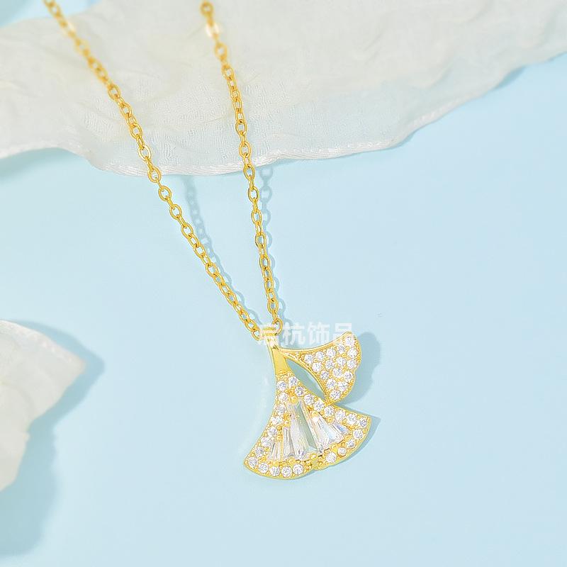 

Ожерелье из цельного бриллианта в виде листьев гинкго, женское, премиум-темпераментное, универсальное, с подвеской из циркония, изящное ожерелье