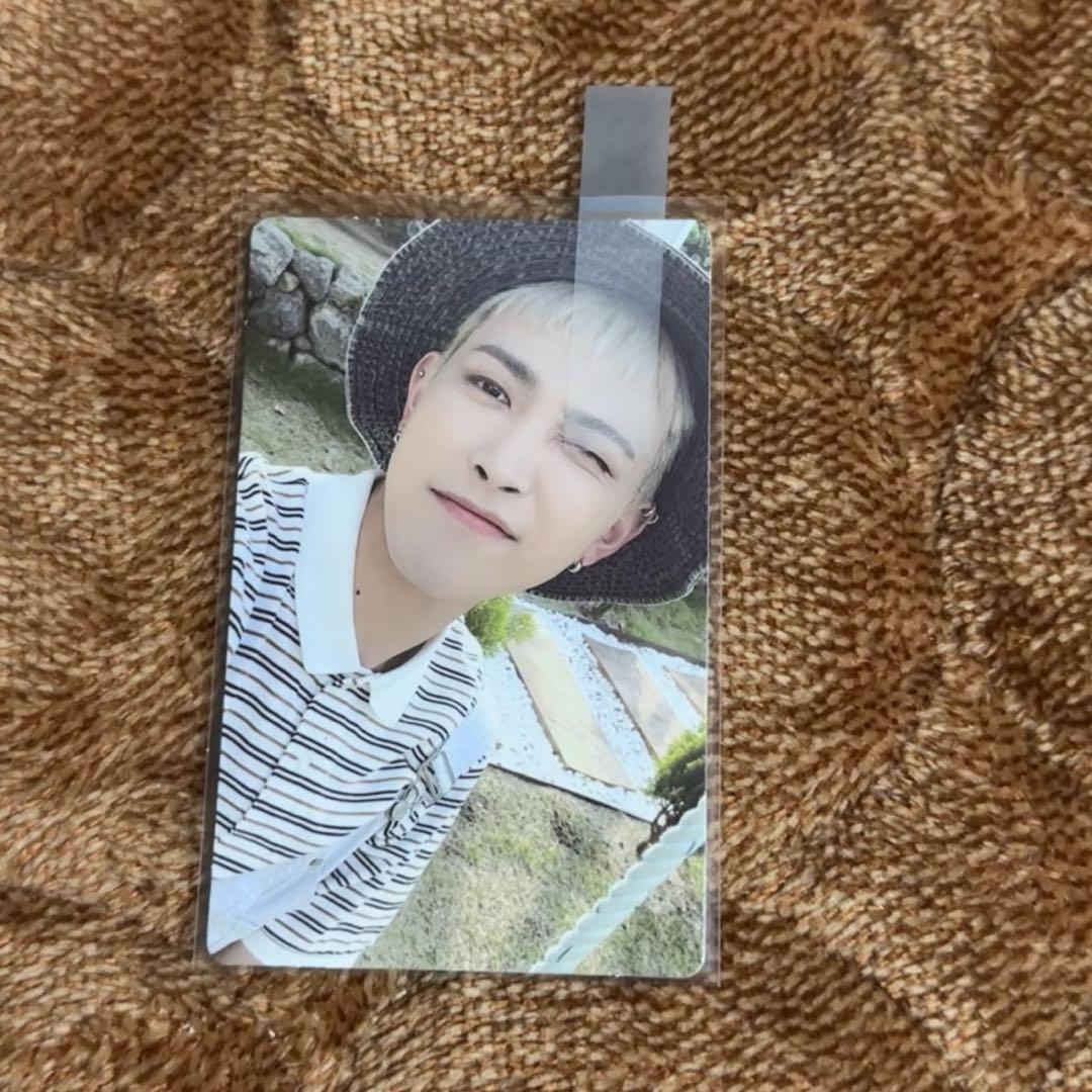 

[USED] ATEEZ DEARDIARY Hongjoong trading card