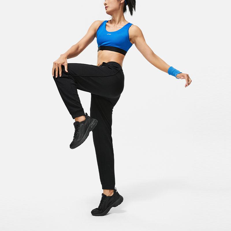 Li-Ning Plain Sweat-Absorbing Tapered Knit Sports Pants Women Bottoms Black AKLU106-1
