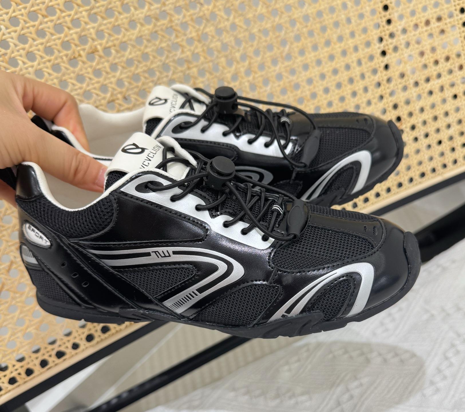 

Ретро кроссовки женские 2025 новые летние сетчатые дышащие тренировочные кроссовки Forrest Gump на платформе повседневная спортивная обувь 40 чёрный