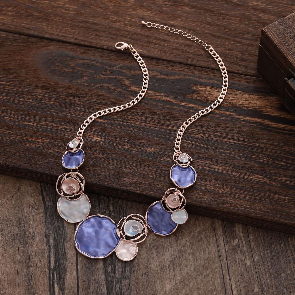 Colored Paint Oil Rose Flower Necklace - Geometric Hollowed-out Rose Flower Ladies' High-end Spring Color Neck Chain