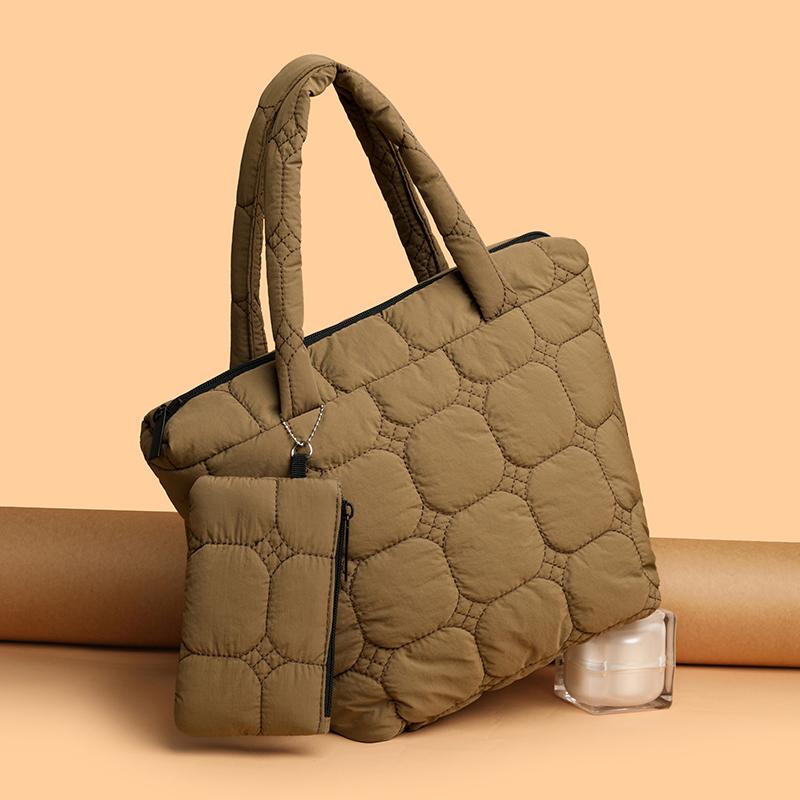 Women's Large Capacity Shoulder Bag Commuter Handbag