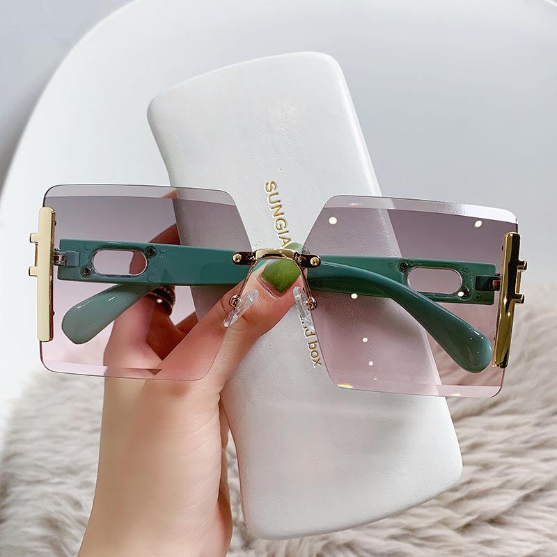 Face-lifting Box Korean Sunglasses Fashion Sunglasses UV SunglassesFace-lifting Box Korean Sunglasses Fashion Sunglasses UV Sunglasses