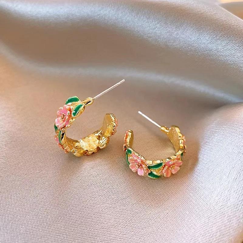 

C-type Enamel Pink Color Wreath Flower Leaf Drop Earring for Women New Brincos Simple Everyday Gift Zircon