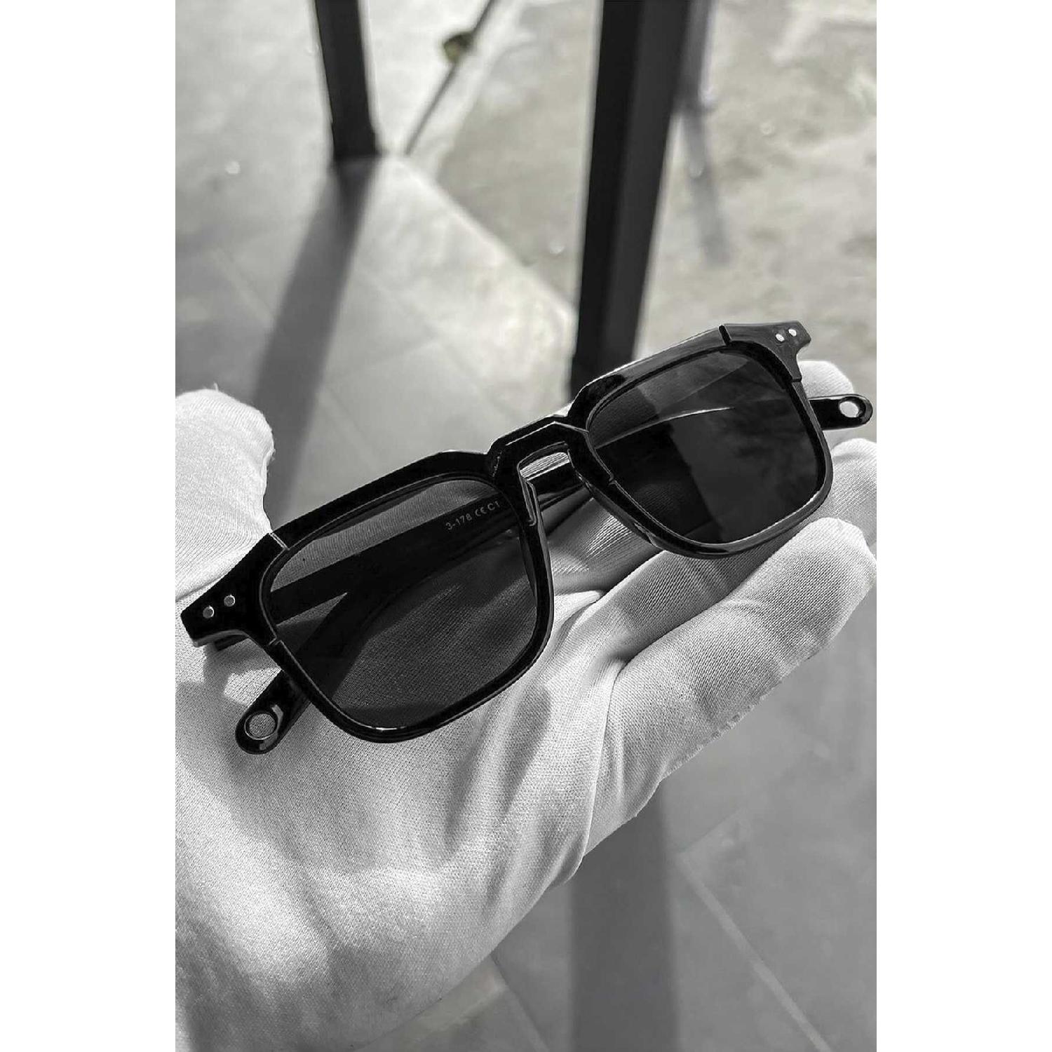 

Солнцезащитные очки унисекс нового сезона чёрный