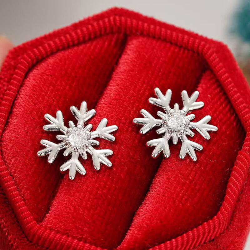 

925 Sterling Silver Zircon Snowflake Stud Earrings for Women Shiny Rhinestone Crystal Jewelry for Girls Party Christmas