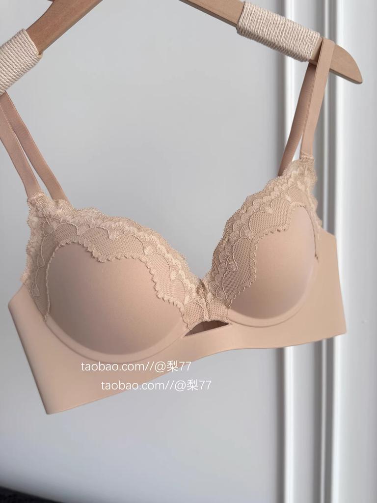 "Cream Party" D Three-dimensional Pure Lace Underwear Women's Small Breasts Gather and Show Big, Top Support, Sub-breasts Bra Cover