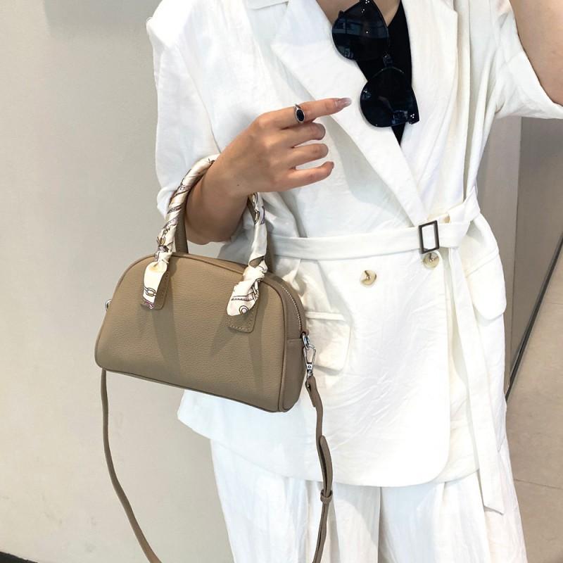 Small Niche Design Women's Handbag Hand-held Bowling Bag TOGO Top Layer Cowhide Leather Crossbody Commuting Shoulder